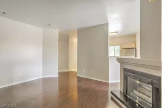 Photo #4: 2203951 Listing 