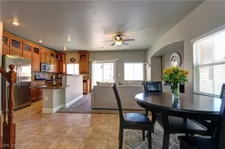 Photo #6: 2203954 Listing 