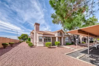 Photo #1: 2203959 Listing