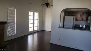 Photo #5: 2204061 Listing 