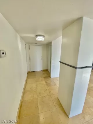 Photo #2: 2204132 Listing 