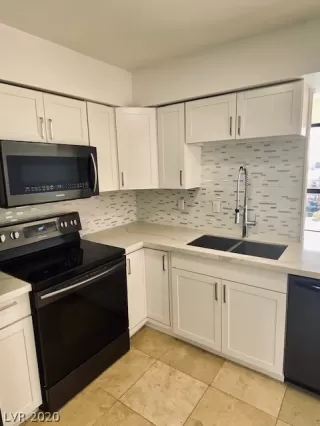 Photo #6: 2204132 Listing 