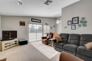 Photo #4: 2204154 Listing 