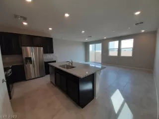 Photo #4: 2204236 Listing 