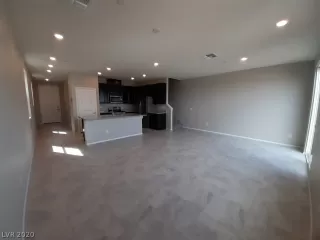 Photo #6: 2204236 Listing 