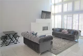 Photo #1: 2204275 Listing 