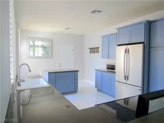 Photo #4: 2204275 Listing 