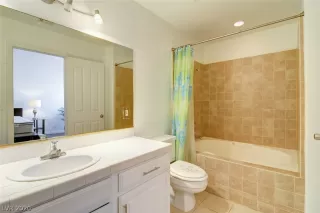 Photo #1: 2204420 Listing 