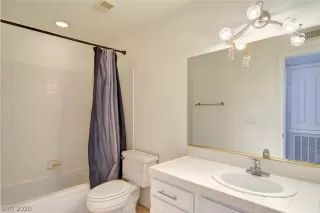 Photo #5: 2204420 Listing 
