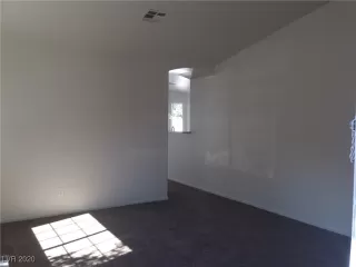 Photo #2: 2204478 Listing 