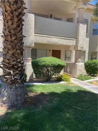 Photo #2: 2204562 Listing 