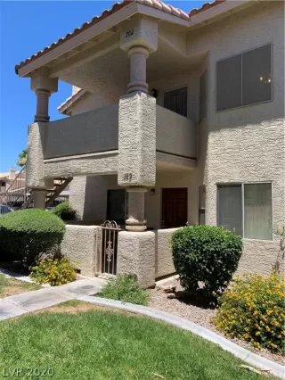 Photo #4: 2204562 Listing 