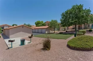 Photo #6: 2204630 Listing