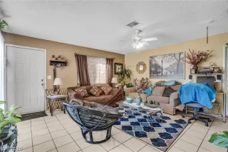 Photo #1: 2204645 Listing 