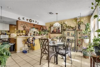 Photo #4: 2204645 Listing 