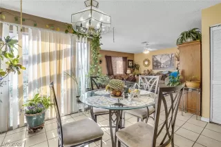 Photo #6: 2204645 Listing 