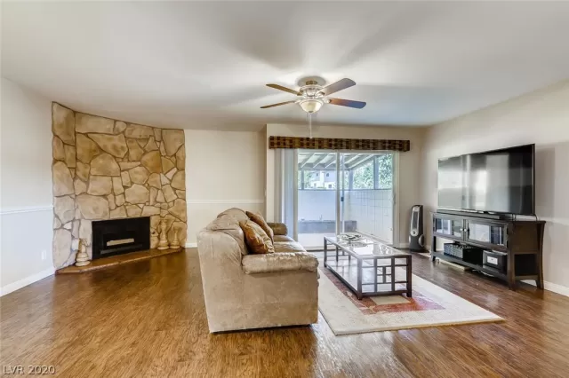 MLS: 2204650 Condo For Sale