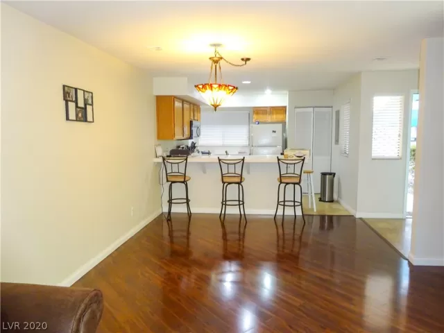 MLS: 2204653 Condo For Sale