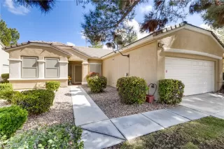 Photo #1: 2204735 Listing 