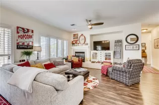 Photo #4: 2204735 Listing 