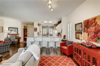 Photo #6: 2204735 Listing 