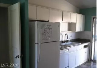 Photo #2: 2204741 Listing 