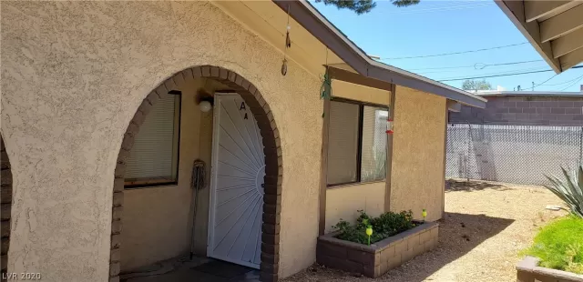 MLS: 2204762 Condo For Sale