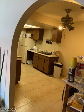 Photo #1: 2204804 Listing