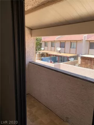 Photo #2: 2204804 Listing