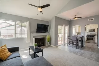 Photo #4: 2204820 Listing 