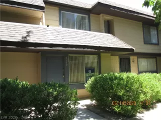 Photo #1: 2204826 Listing