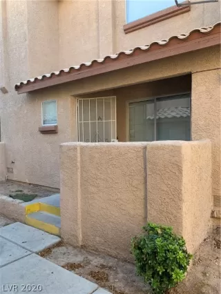 Photo #2: 2204865 Listing 