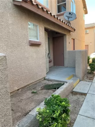 Photo #3: 2204865 Listing 