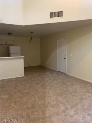 Photo #4: 2204865 Listing 