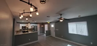 Photo #2: 2204879 Listing 