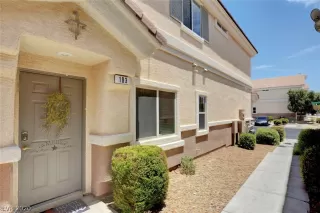 Photo #3: 2204960 Listing 