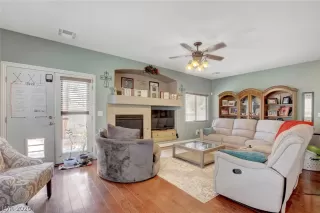 Photo #4: 2204960 Listing 