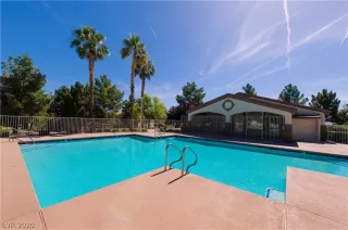 Photo #4: 2205005 Listing 