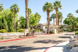 Photo #1: 2205040 Listing 