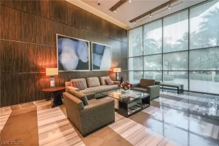 Photo #3: 2205092 Listing 