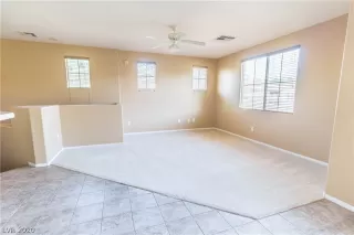 Photo #2: 2205144 Listing