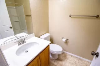 Photo #6: 2205144 Listing