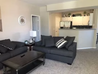 Photo #5: 2205151 Listing 