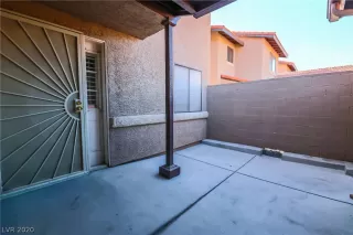 Photo #1: 2205218 Listing 