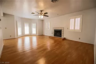 Photo #6: 2205218 Listing 