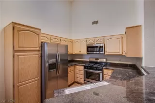 Photo #2: 2205235 Listing 