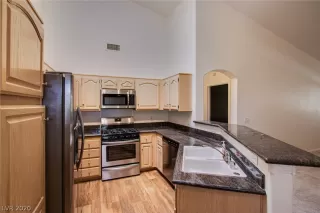 Photo #4: 2205235 Listing 