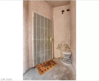 Photo #4: 2205269 Listing