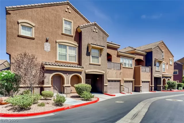 MLS: 2205282 Condo For Sale