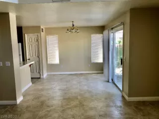 Photo #3: 2205303 Listing 